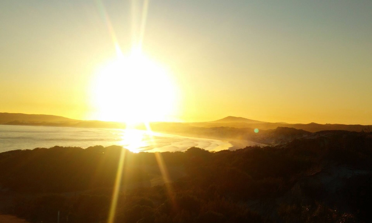 Condingup House | Charming Hobby farm Stay close to pristine beaches-Available December-January.
