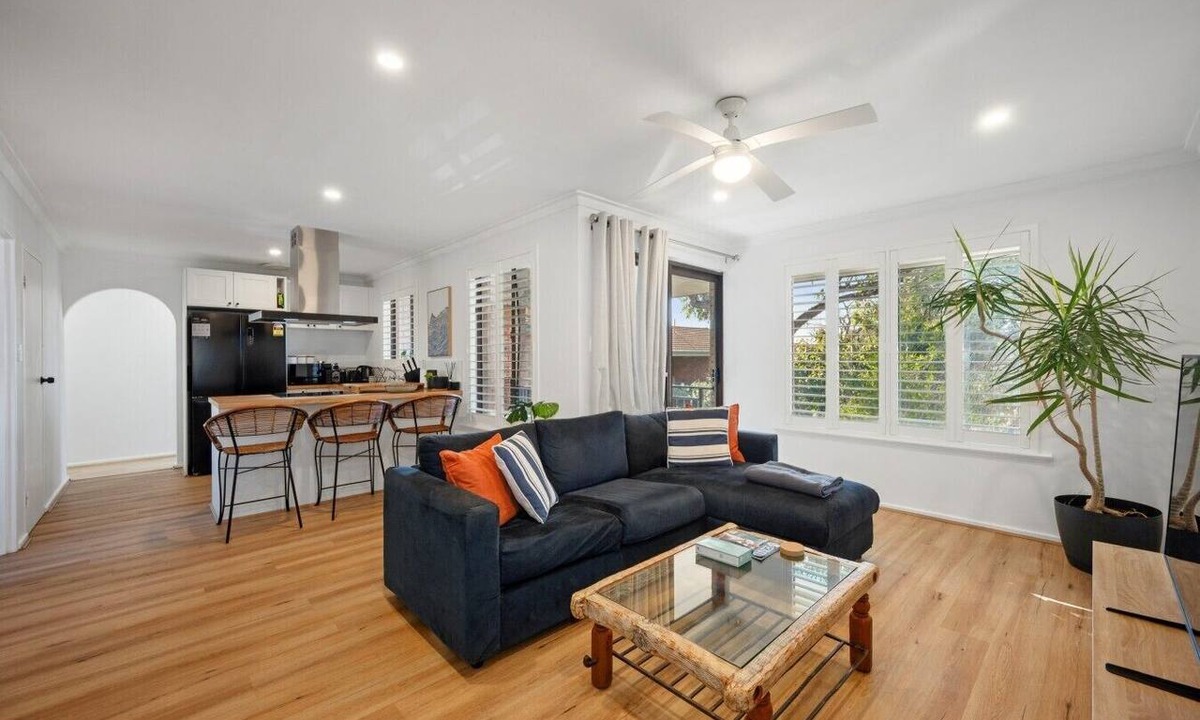 Scarborough Apartment | Chic & Bright 3BR Retreat
