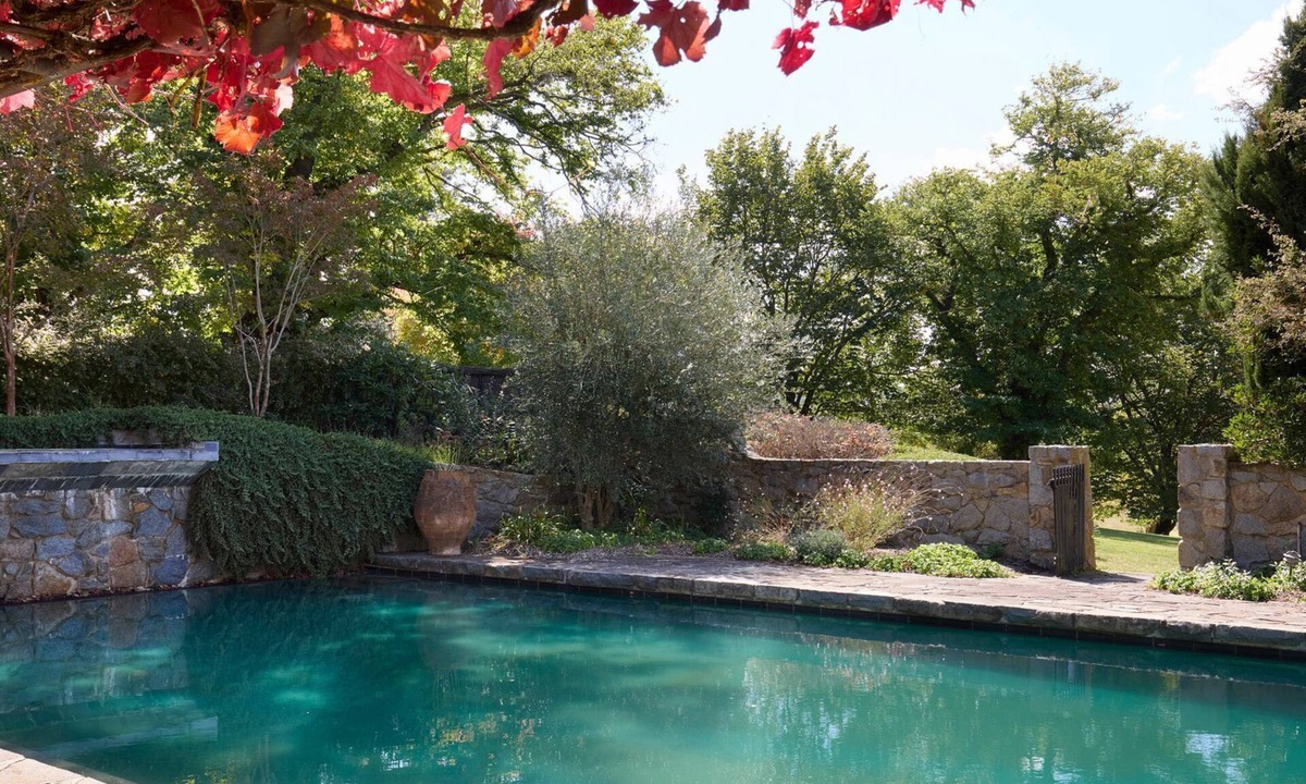 Gurrundah House | Chisholm Cottage by Contemporary Hotels