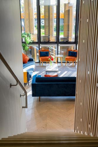 Port Melbourne House | City Meets Bay I Resort Style I 4-Level I Rooftop