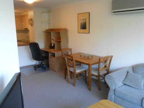 City East Apartment | City Plaza