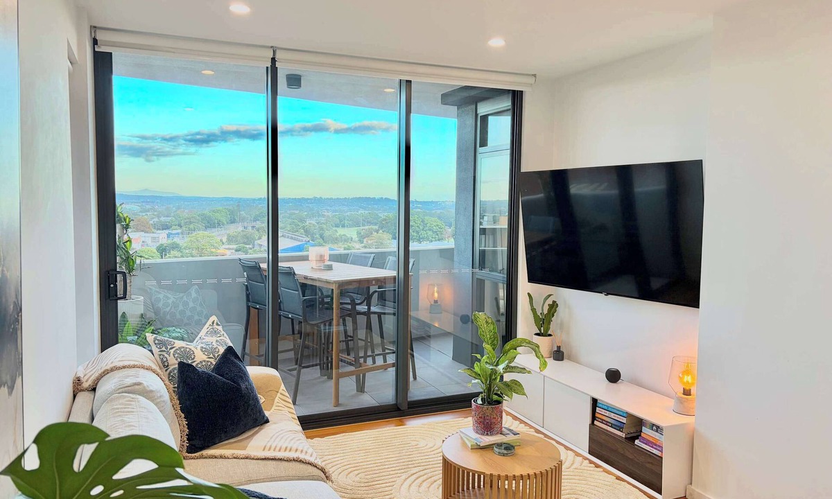 Wickham Apartment | City Sunset View Newcastle, 2 Bed, 2 Bath, Parking