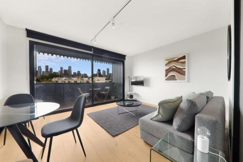 West Melbourne Apartment | City Views & Inner Railway Escape - Free Wi-Fi