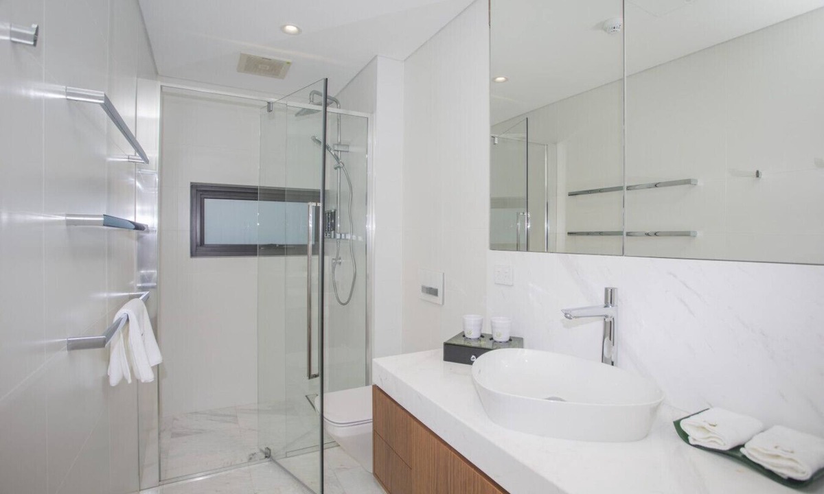 Perth Central Business District Hotel | Classic King Room - Quinn`s Botany Boutique K01