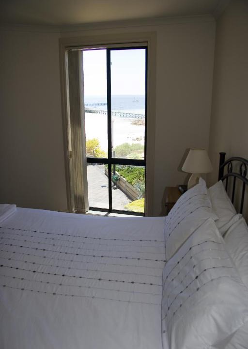 Moonta Bay Apartment | Cliff House Beachfront Villas