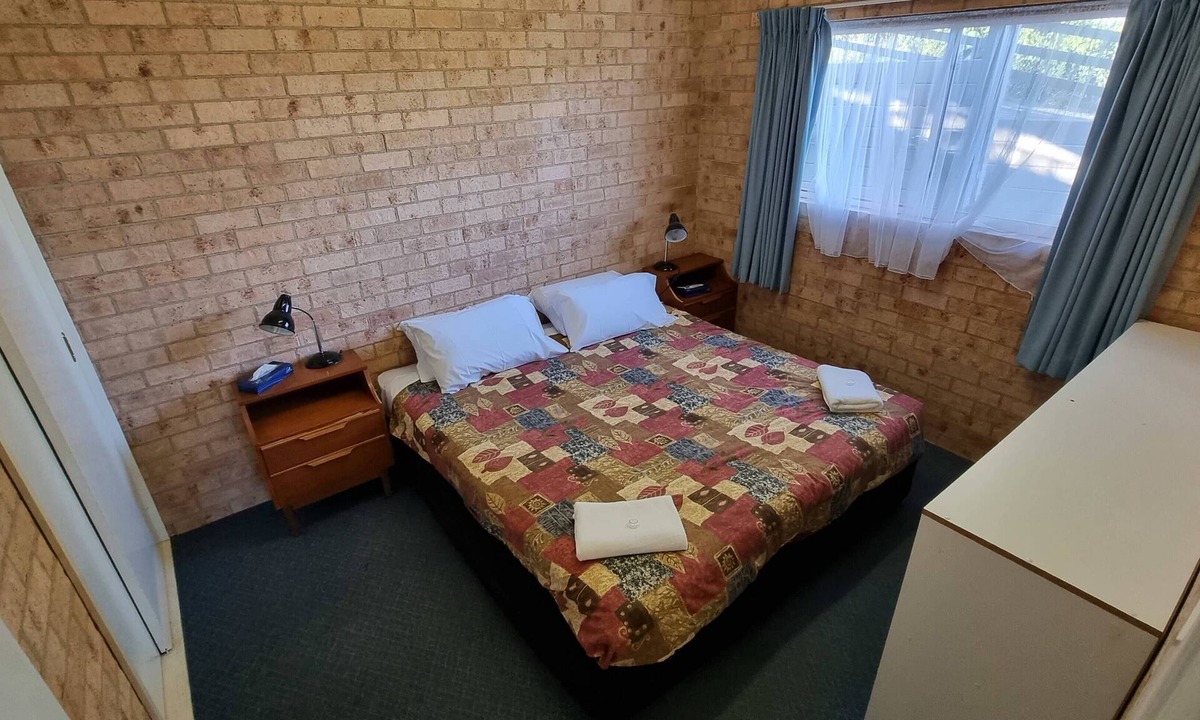 Bermagui Apartment | Close to Beach, Harbour Marina, Country Club, Golf Course, Restaurants, Cafes