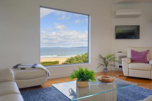 Coles Bay House | Coastal Escape ~ a sublime retreat!