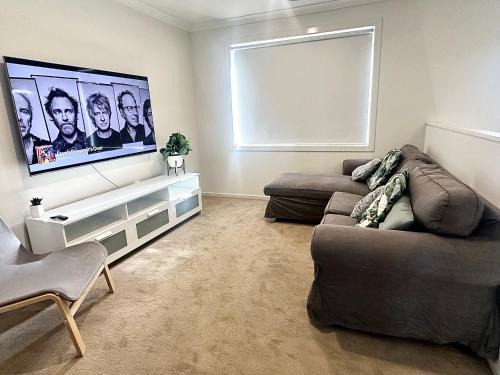 Mount Duneed House | Coastal Oasis - 10 mins to Torquay, 10 mins to Geelong !
