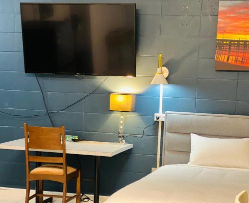 North Boambee Valley Hotel | Coffs Windmill Motel