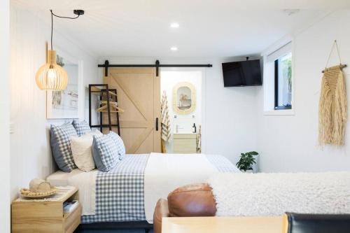 Devonport Apartment | Coles on James