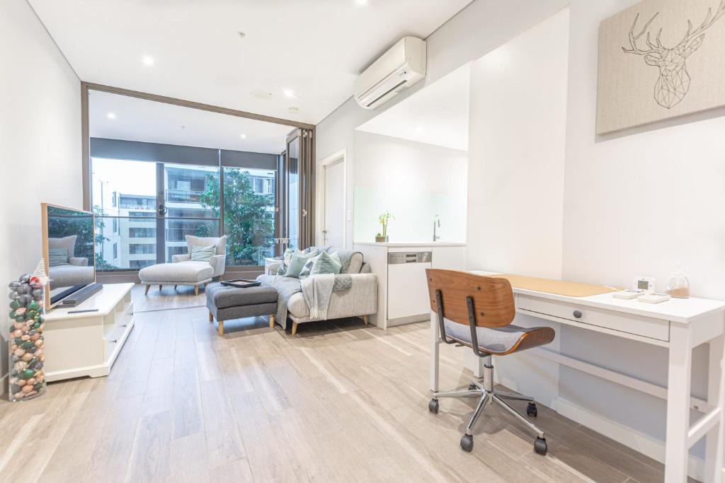 Wentworth Point Apartment | Comfy Designed 2BD w near Bennelong Bridge