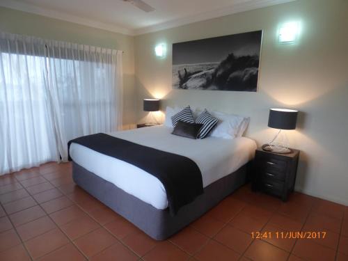 Hamilton Island Apartment | Compass Point 8