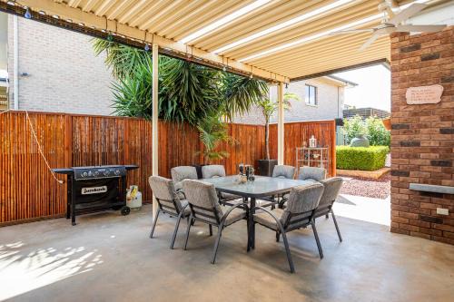 Parkes House | Contractor's Heaven and Entertainer