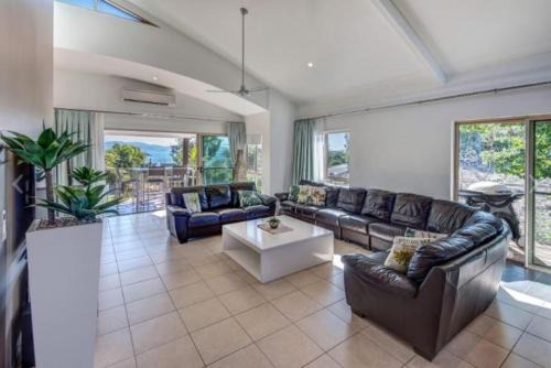 Hamilton Island House | Cooinda Gardens 6 on Hamilton Island by HamoRent