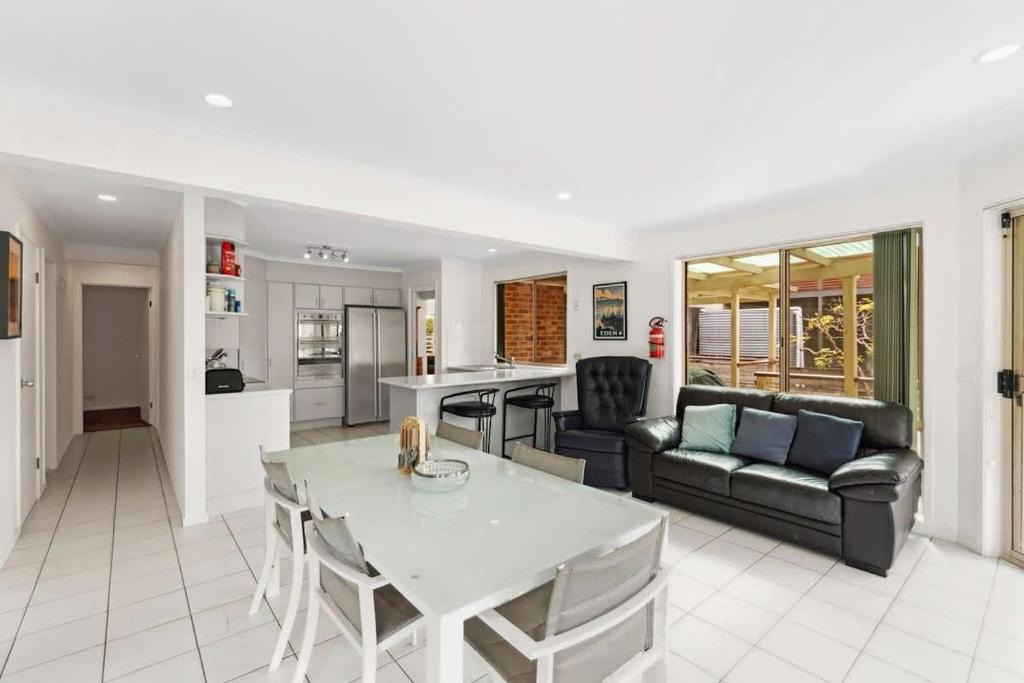South Durras House | Cookies Beach House