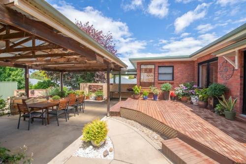 Orange House | Coorabin