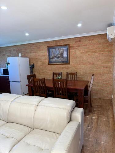 Wonthella Apartment | Corner unit 1x1 self-check in