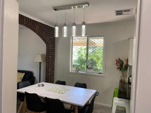 Redwood Park House | Cottage BNB near the hill