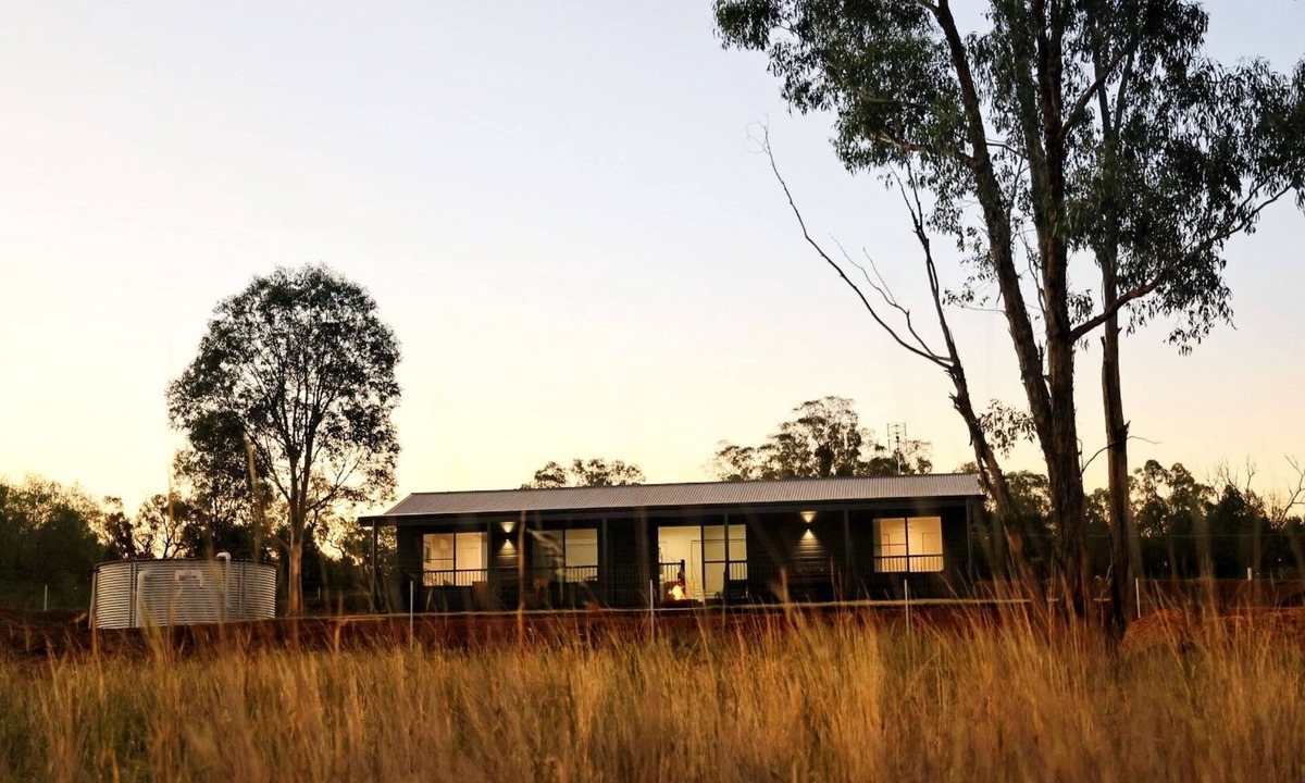 Terramungamine Cottage | Country Charm with City Comforts