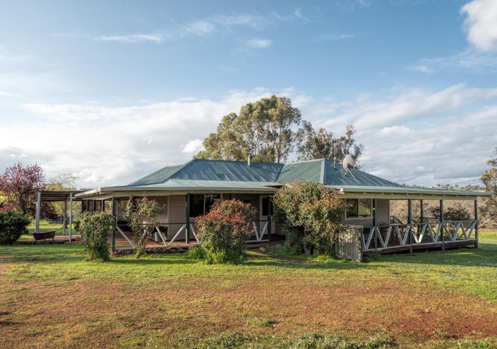 Frankland River House | Country Cottage - Frankland River Retreat -Private Peaceful
