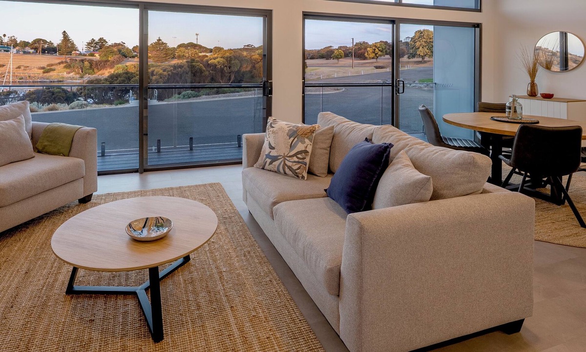 Penneshaw Apartment | Cove Landing Ocean View Apt-03 Lily May Sleeps 4