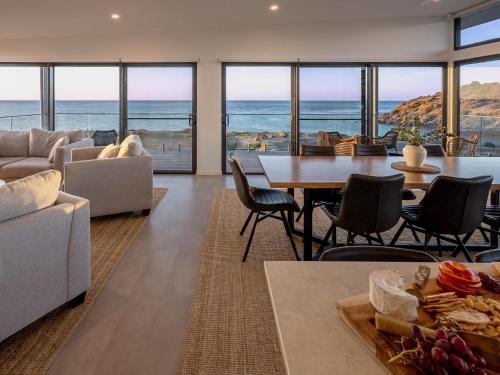 Penneshaw Apartment | Cove Landing Ocean View Apt-01 Karatta Sleeps 4