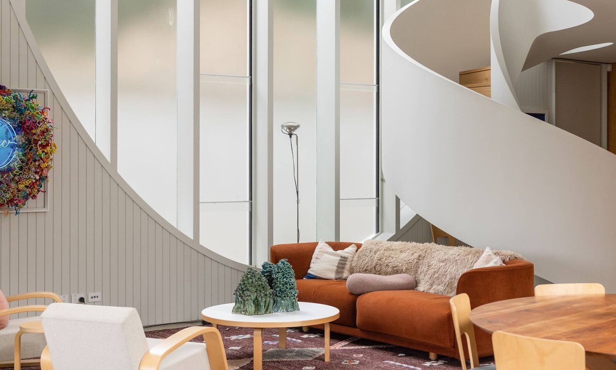 Glebe House | Curva, Glebe - Hosted by L'Abode