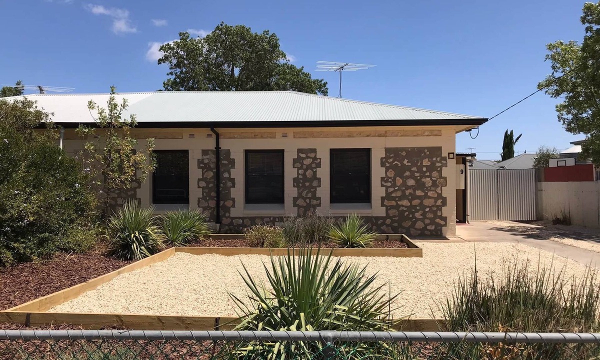 Murray Bridge House | CUTE AND COSY II - Events, Workers and Getaways