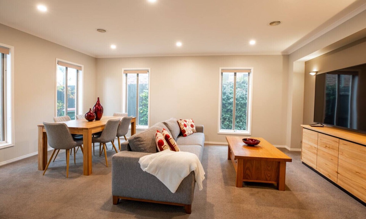 Ocean Grove House | Daintree Family Getaway- Beach, Aircon, Great yard