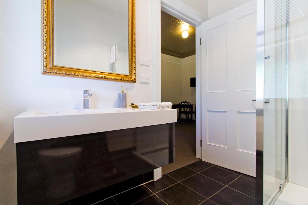 Deloraine Hotel | Deloraine Hotel