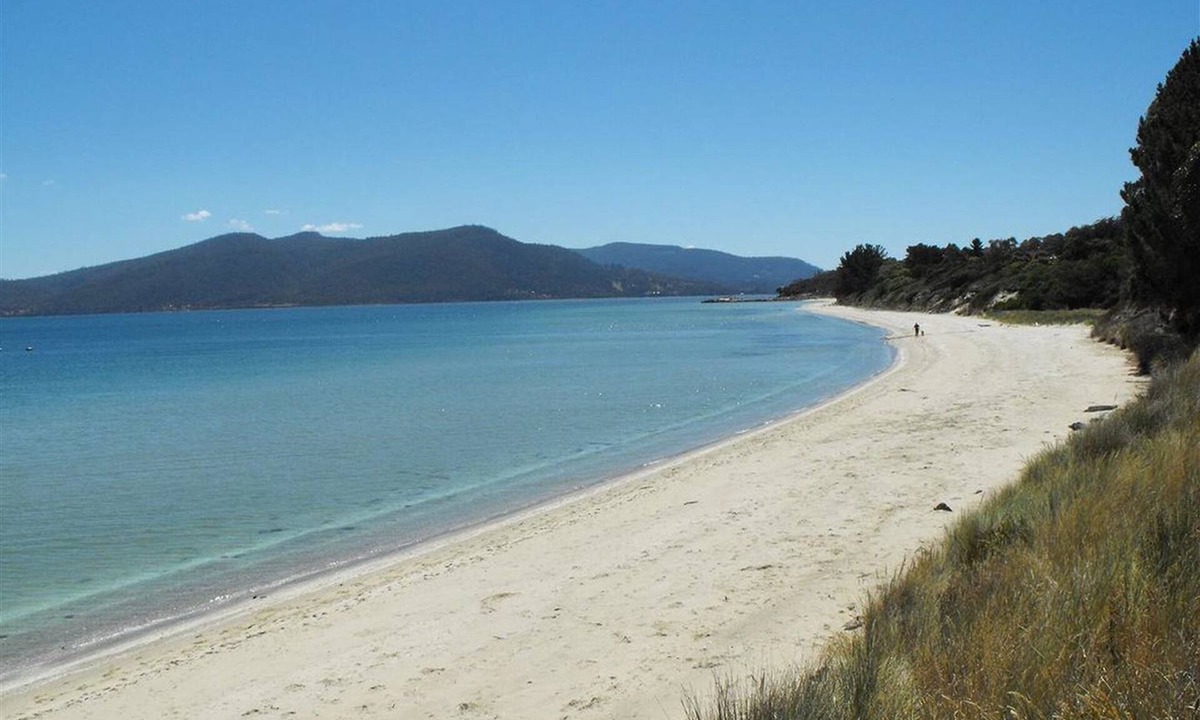 Alonnah House | Discover Bruny Island Holiday Accommodation