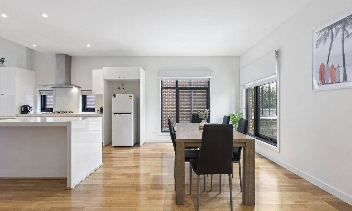 Chadstone House | Domi Rentals - The Atkinson Home