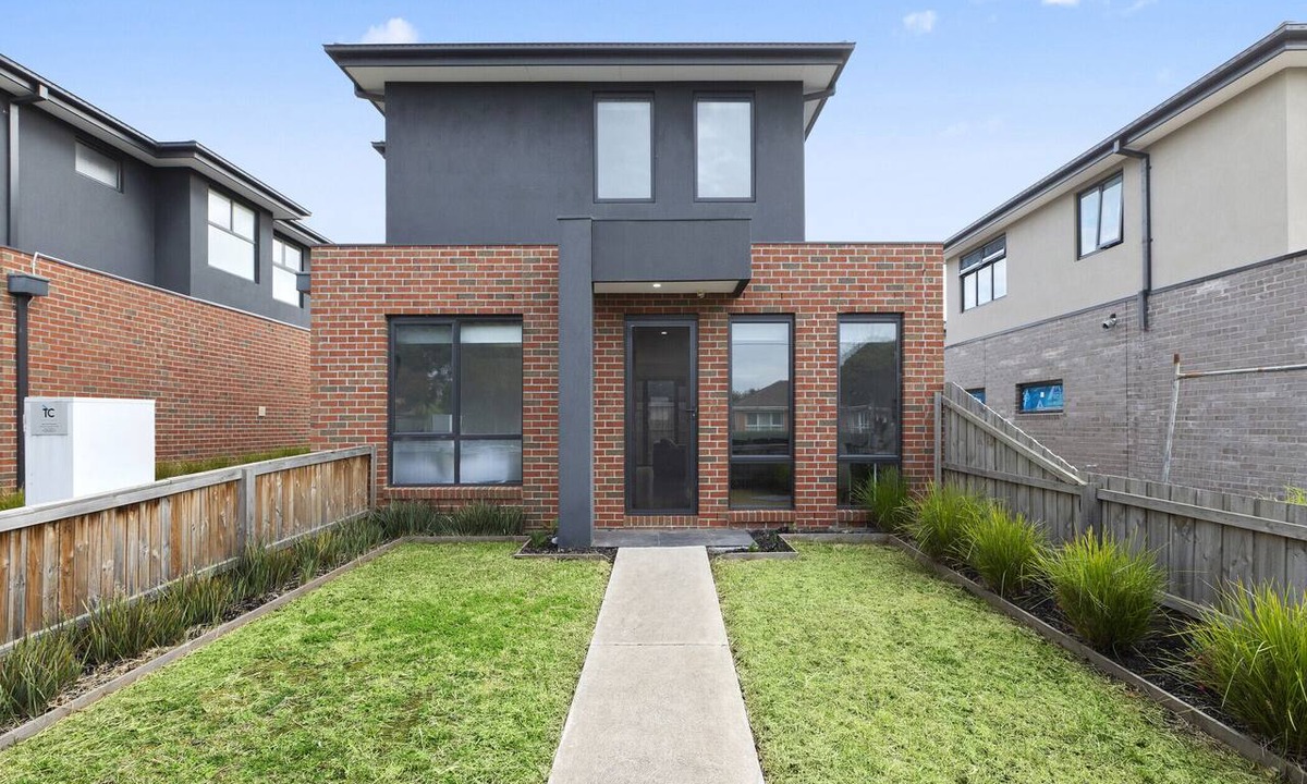 Clayton South Villa | Domi Rentals - The Wordsworth Residence