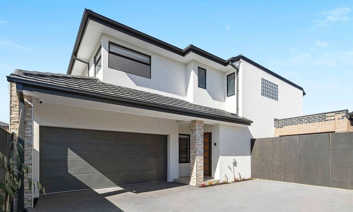 Oakleigh East House | Domi Rentals - The Highland House