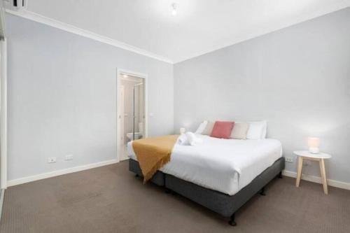 Clayton House | Domi Rentals - The Lona Townhouse