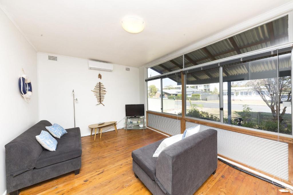 Forster House | Douglas Cottage