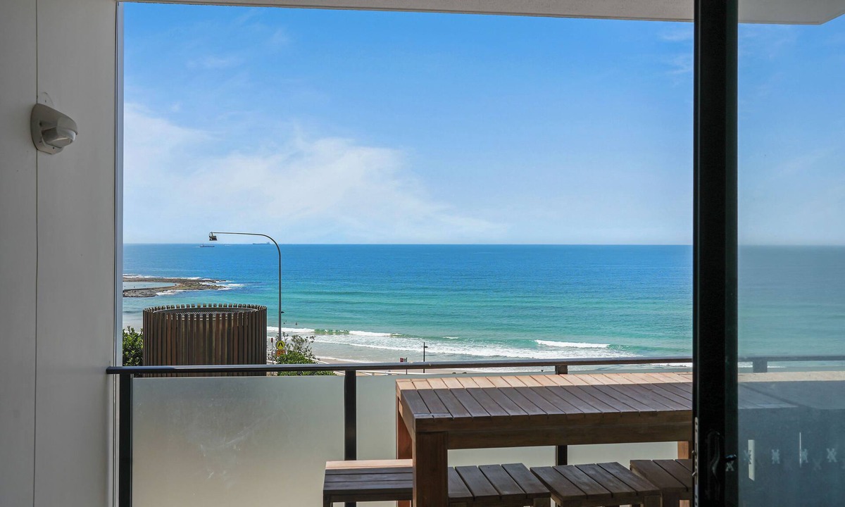 Newcastle Apartment | Dream Apartment on Newcastle Beach