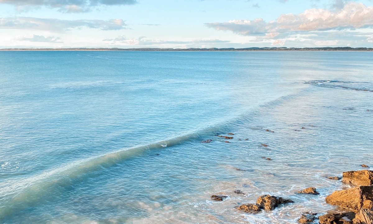 Waterhouse House | Drift Away - Best Location. 100m from Shops. 150m from beach!