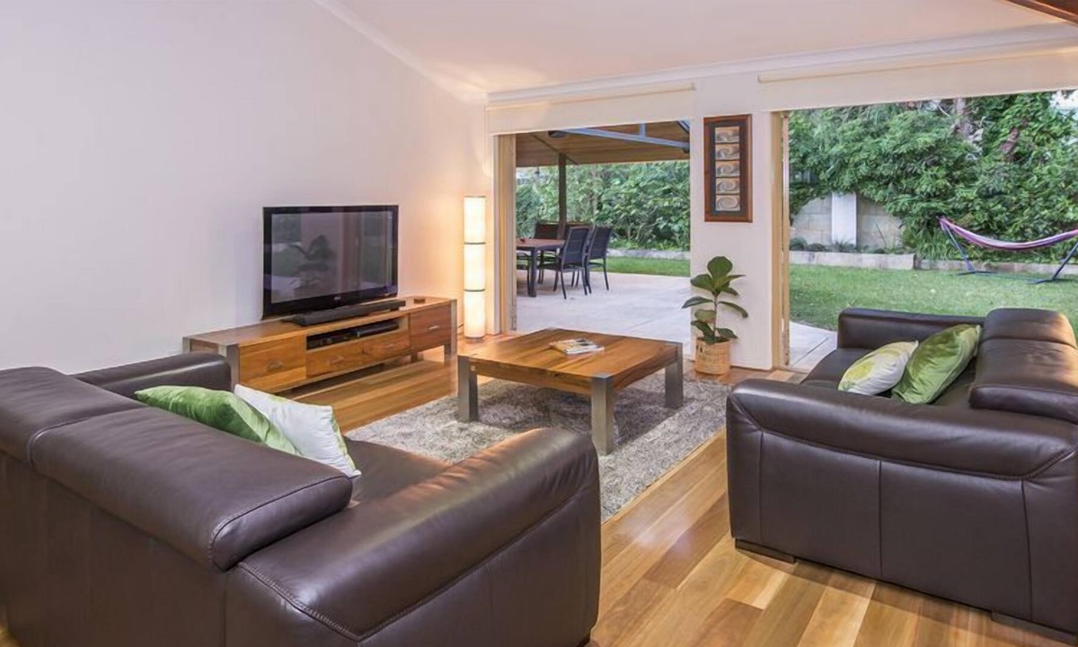 Dunsborough House | Dunsborough Cape Retreat, walk to beach and town