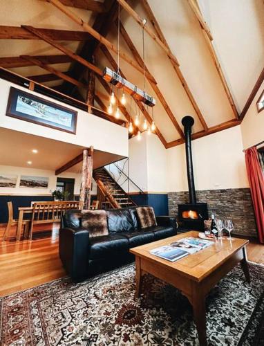 Jindabyne House | Eagle Peak Chalet