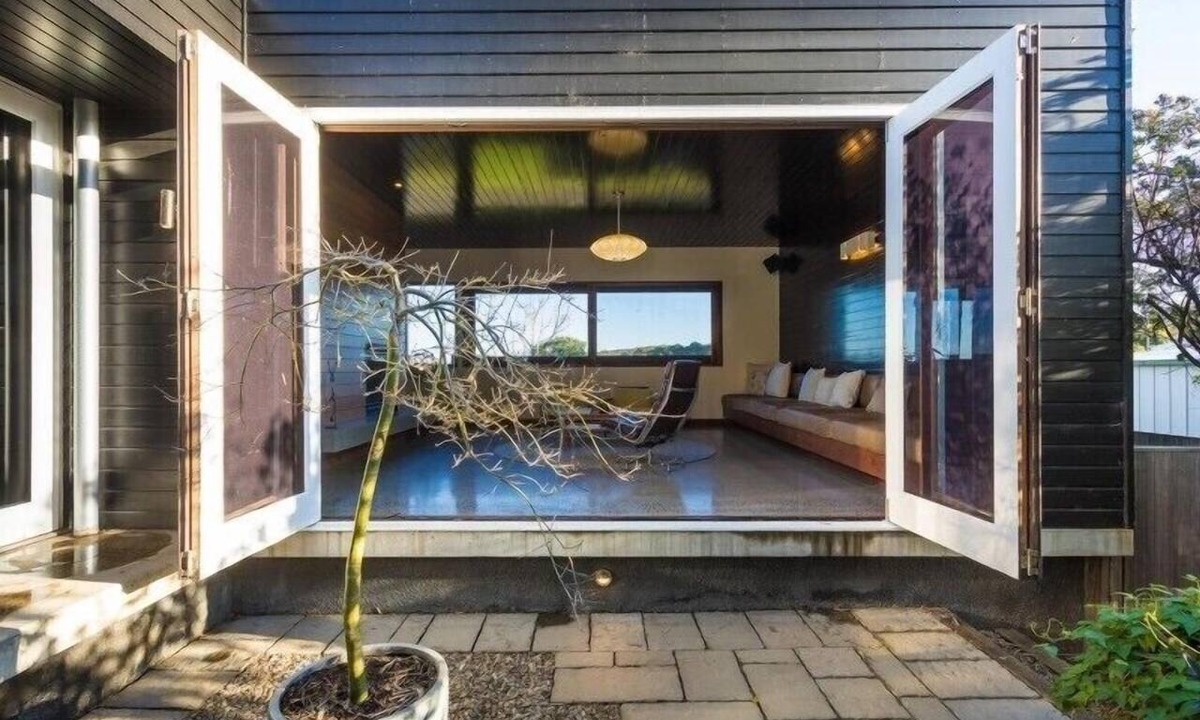 Tathra House | East Lane by Holiday Management Co