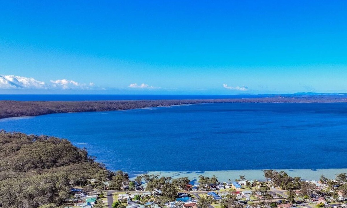 Erowal Bay House | Ecco Retreat by Experience Jervis Bay