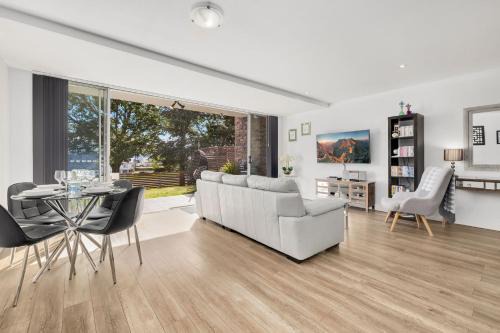 Jindabyne Apartment | Edge One - Dog Friendly Jindabyne Holiday Apartment