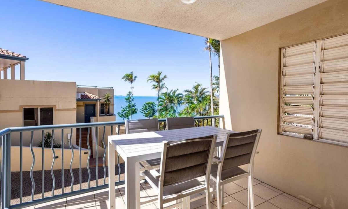 Yeppoon Apartment | Eight, Villa Mar Colina