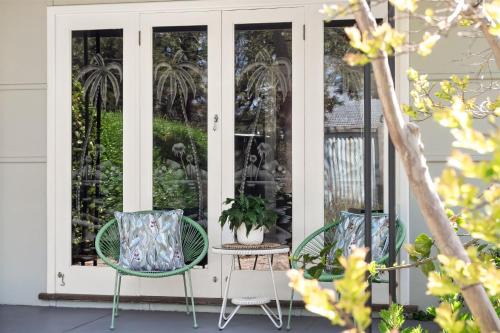 Margaret River House | Elva Garden Cottage - Dog Friendly - Town Central