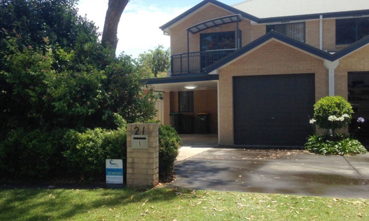Hawks Nest House | Entertainers Delight! WiFi!