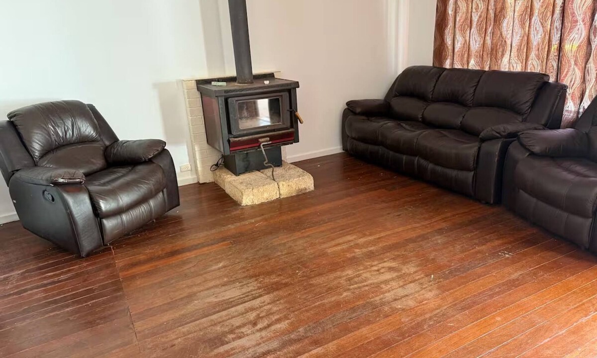 South Kalgoorlie House | Entire 4 bedroom and clean and tidy house