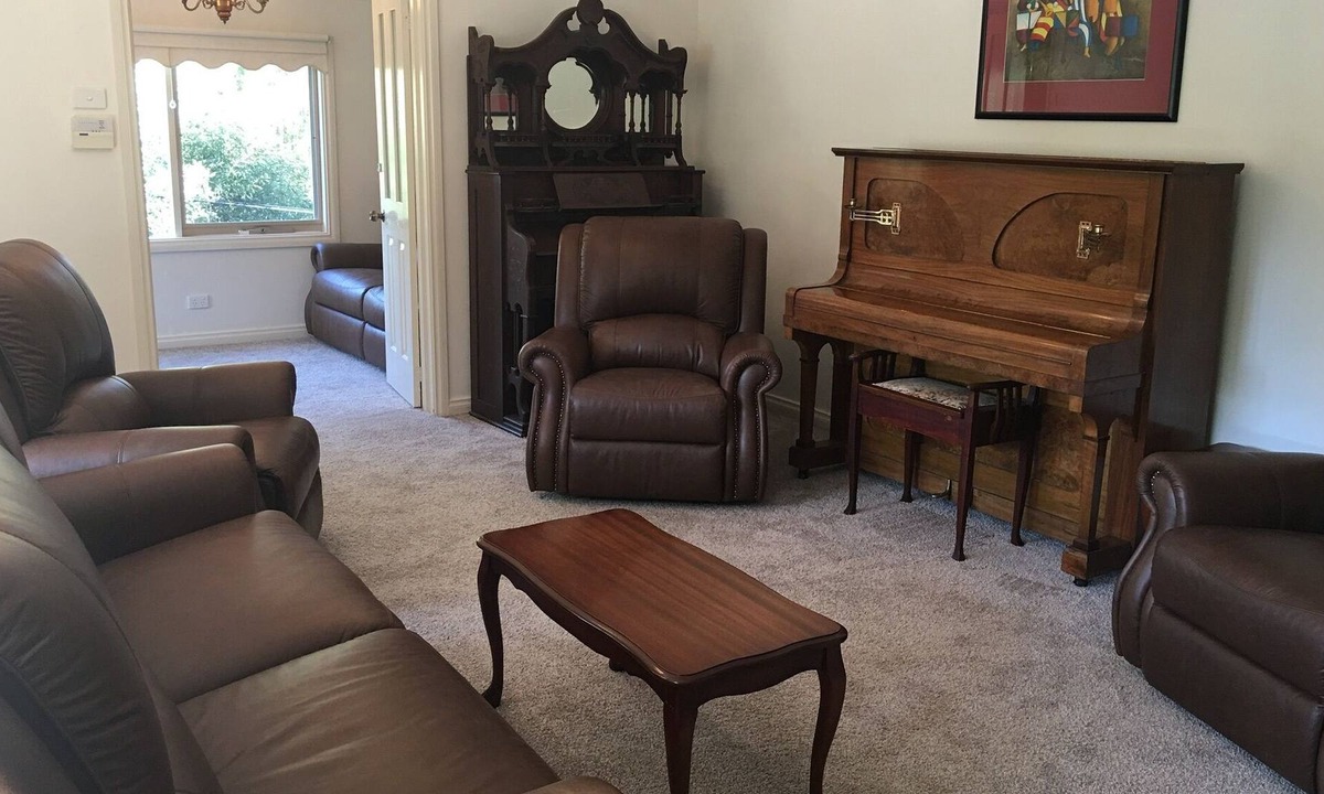 Blackwood House | Entire house - Sleeps 15