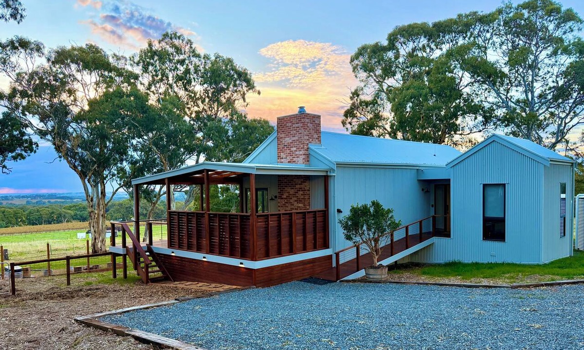McLaren Vale Villa | Escape Two - Luxury romantic vineyard villa, sunset views & outdoor bath