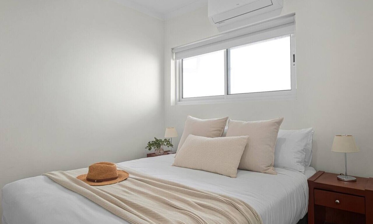 West Beach Apartment | Esplanade Apartments | Ocean View Beachfront | West Beach